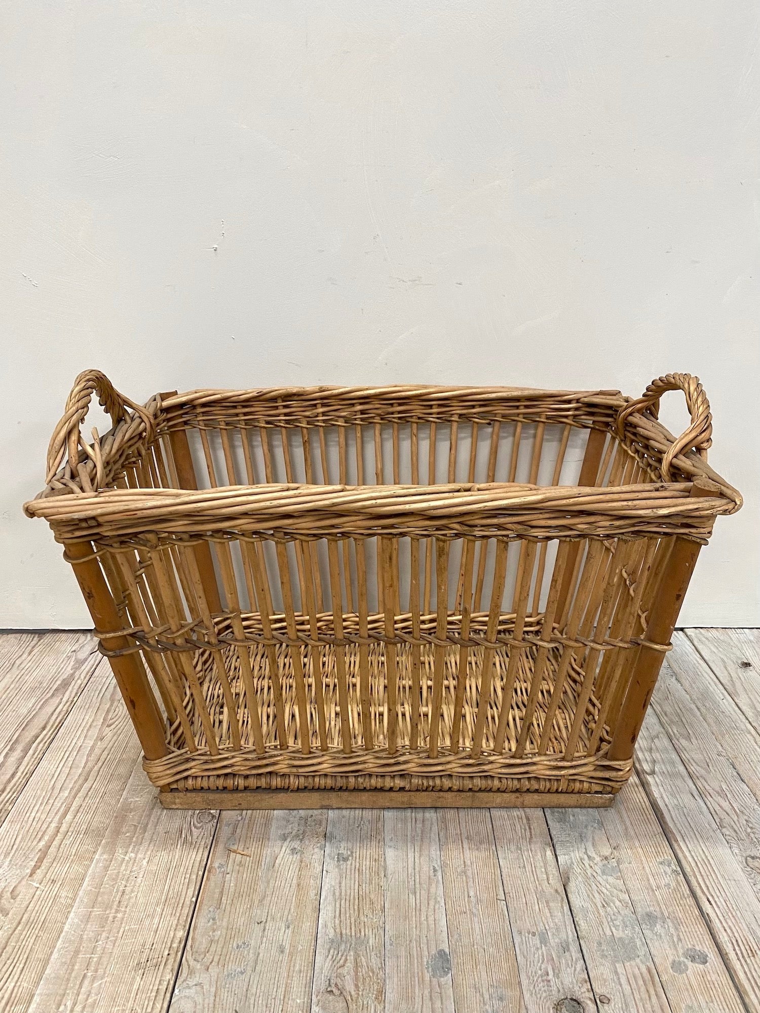 Vintage newest antique laundry bin