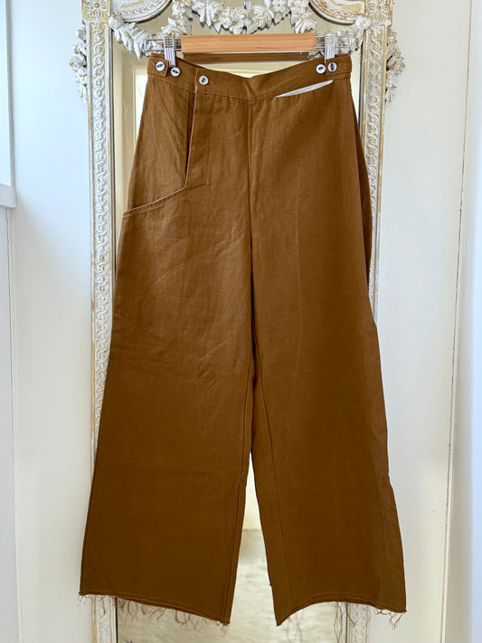 Sula 'Raw Hem' Natural Dye Twill Pants - Rubber LAST ONE Size Medium