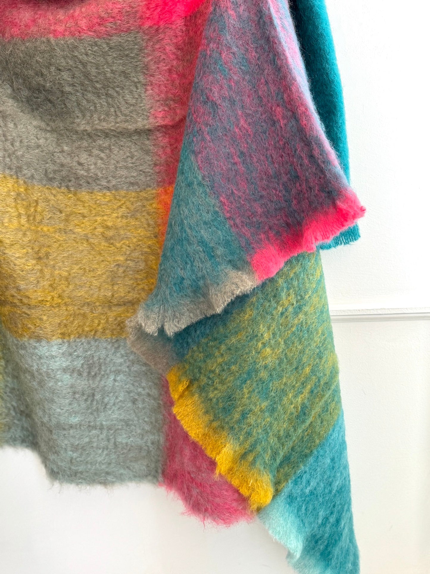 Mantas Ezcaray Rose, Turquoise & Honey Tones Checked Mohair Blanket