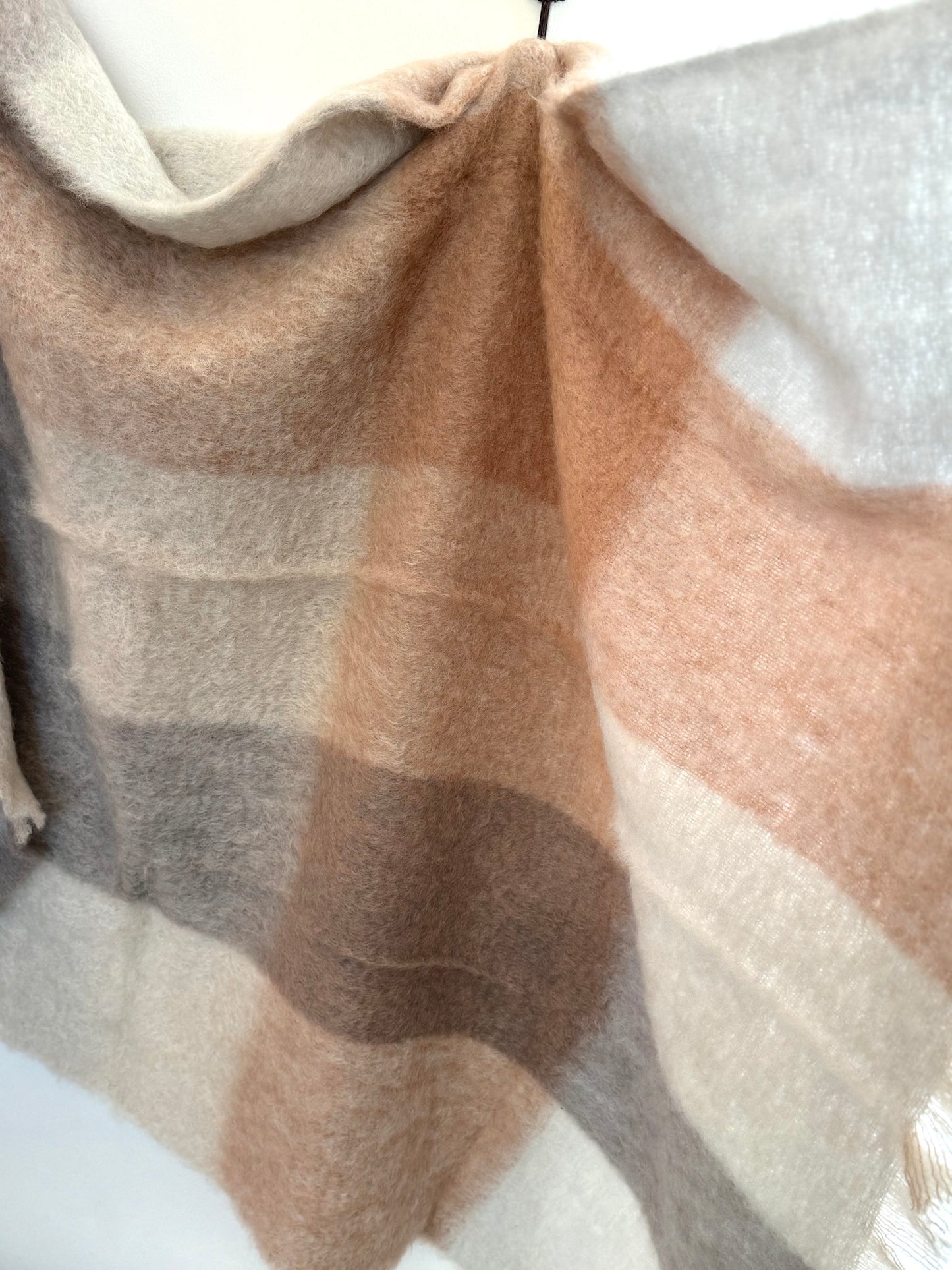 Mantas Ezcaray Neutrals Checked Mohair Blanket