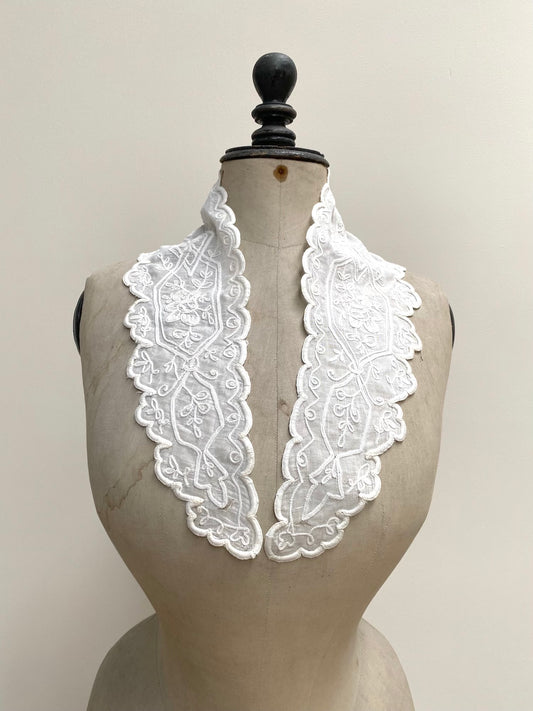 Antique French Floral Cornelli Work Lace Collar