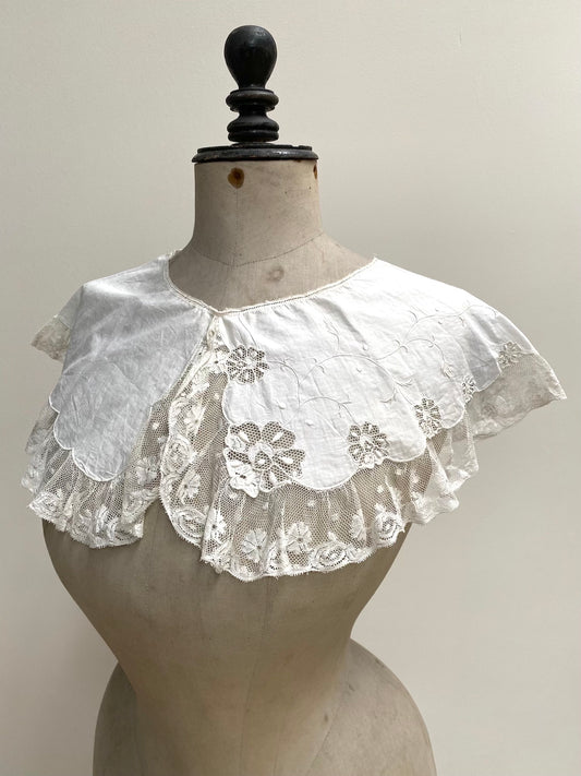 Antique French Fine Cotton Embroidered Lace Collar