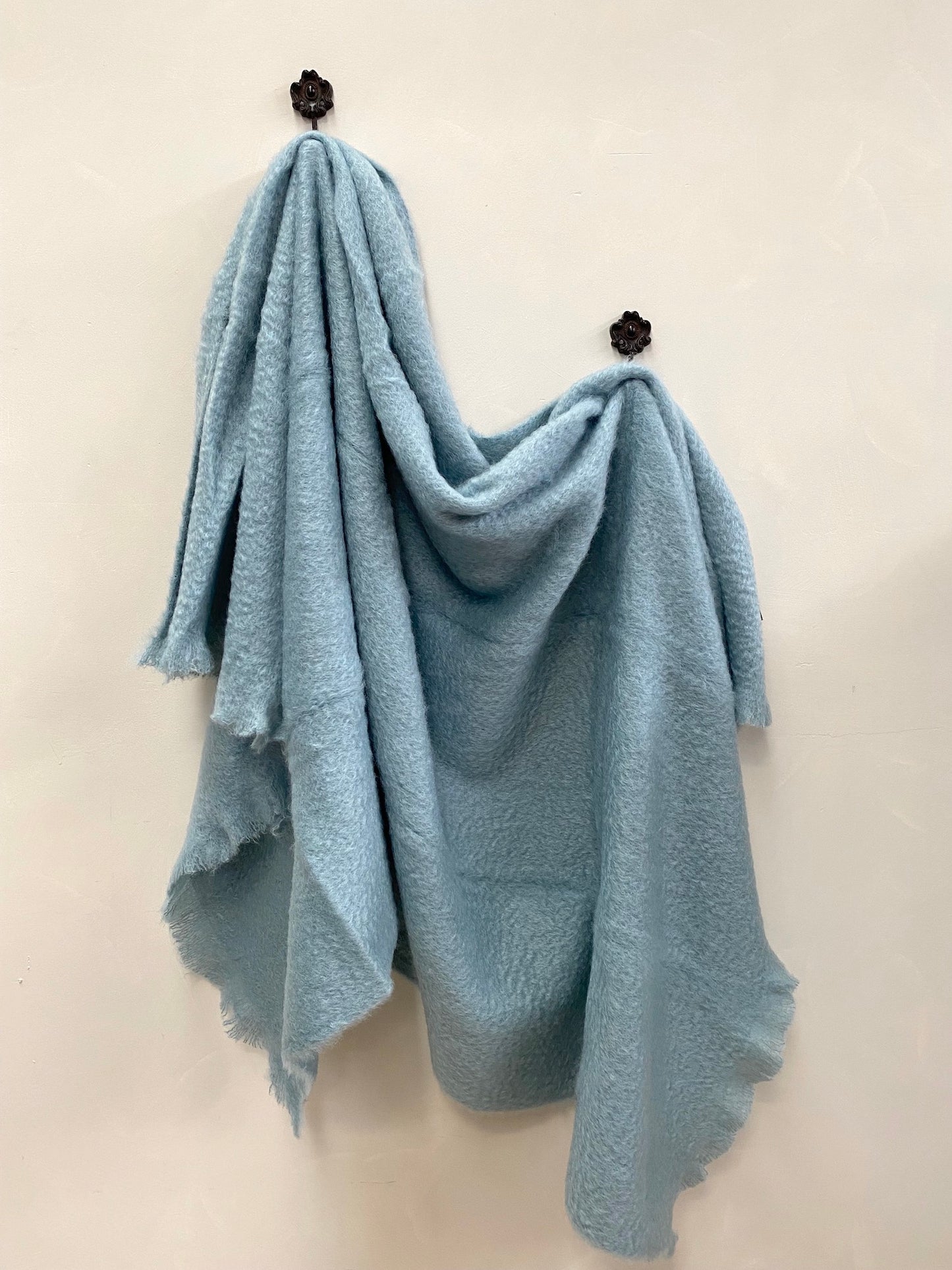 Mantas Ezcaray Aqua Soft Blue Mohair Blanket
