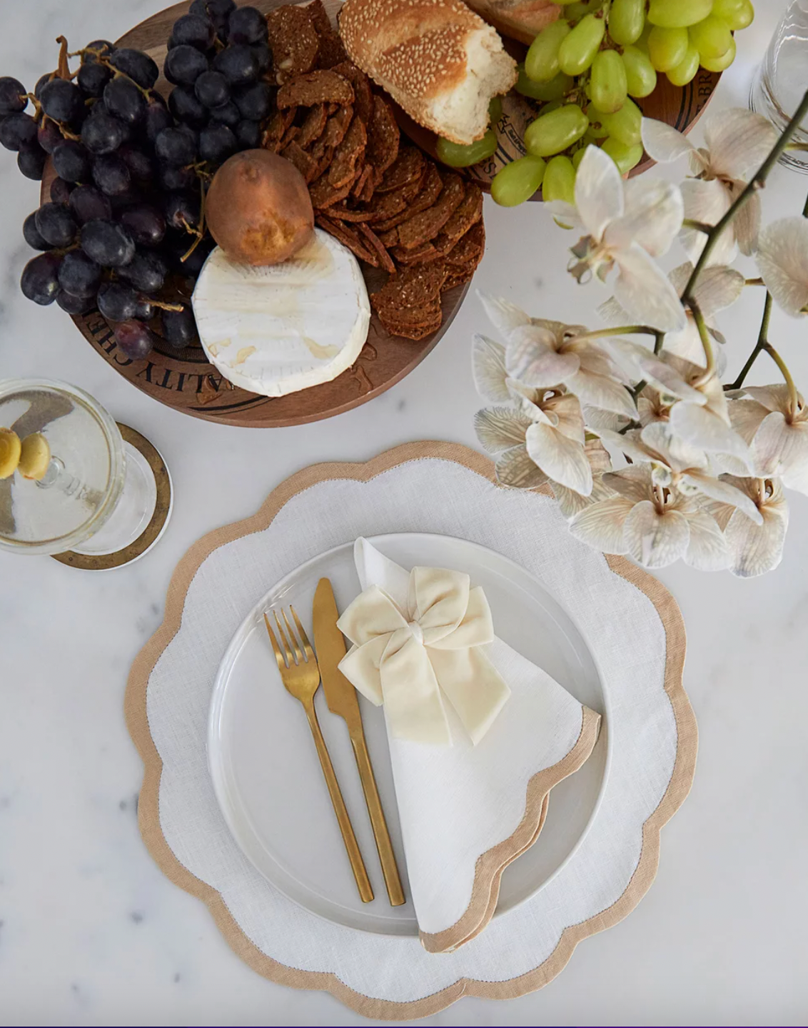 Set of 4 Natural Scalloped Edge Placemats