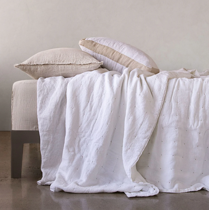 Hale Mercantile 'Basix' Linen Coverlet