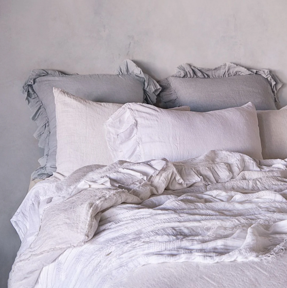 Hale Mercantile 'Kristine' Frill End Standard Linen Pillowcase