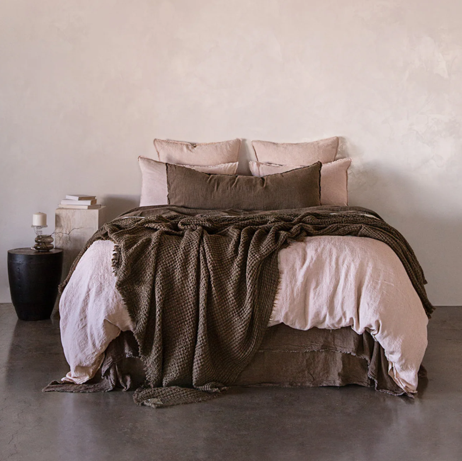 Hale Mercantile 'Flocca' Linen Blanket