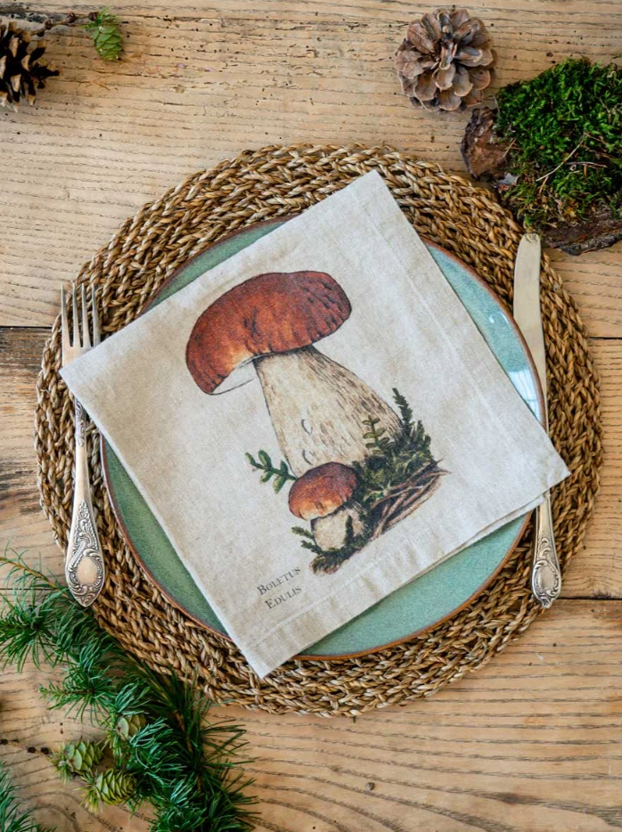 European Linen 'Forest Mushrooms' Set of 6 Linen Napkins