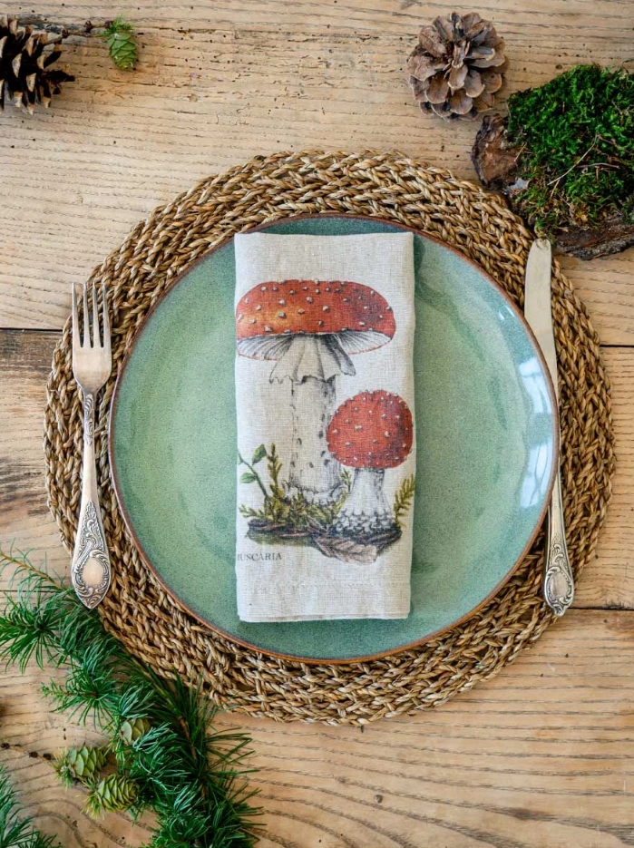 European Linen 'Forest Mushrooms' Set of 6 Linen Napkins