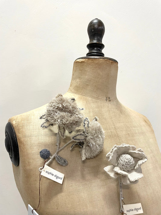 Sophie Digard Ecru Wool Flower Brooches