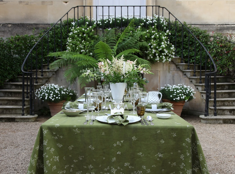 Summerill & Bishop 'Avocado S&Bee' Linen Tablecloth