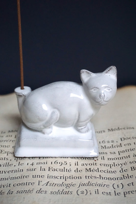 Astier de Villatte Minou Cat Incense Holder