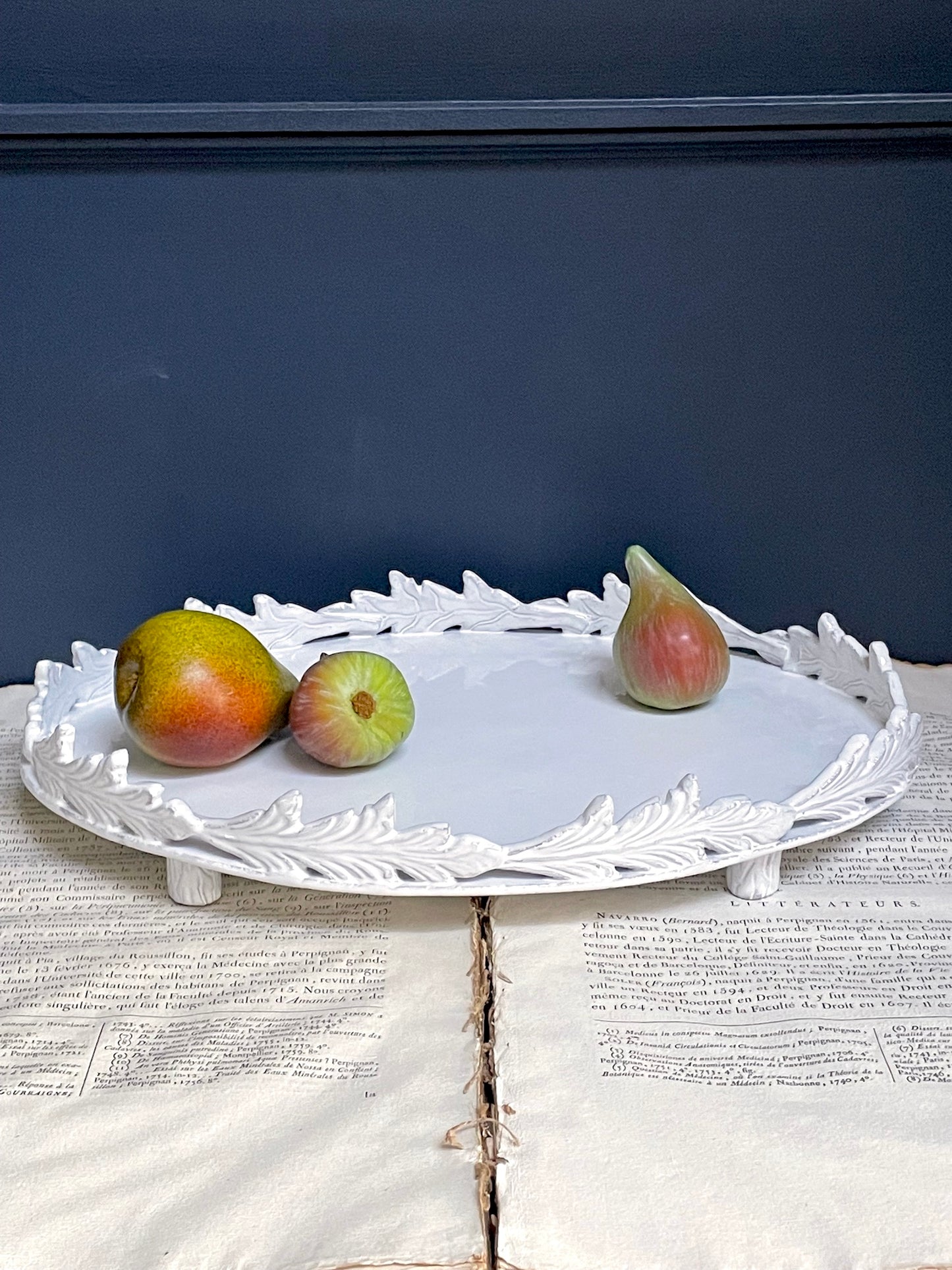 Astier de Villatte Oval Setsuko Leaf Platter with Feet