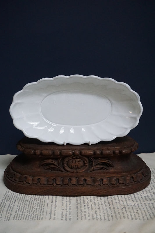 Astier de Villatte Oval Victoria Dish