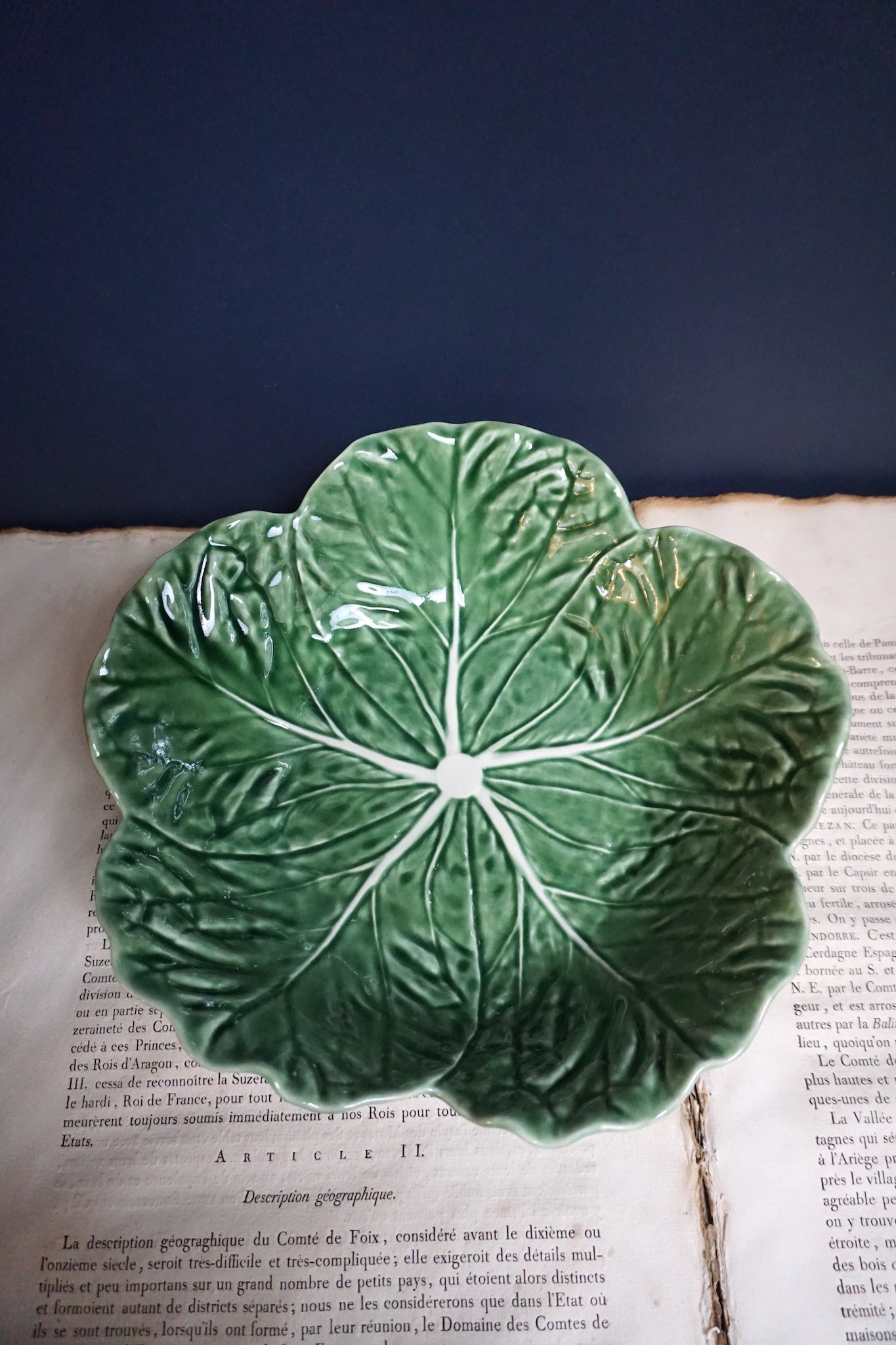 Bordallo Pinheiro Cabbage Leaf Medium Bowl