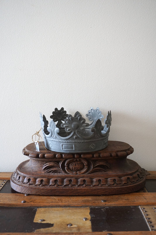 Walther & Co. Zinc Crown