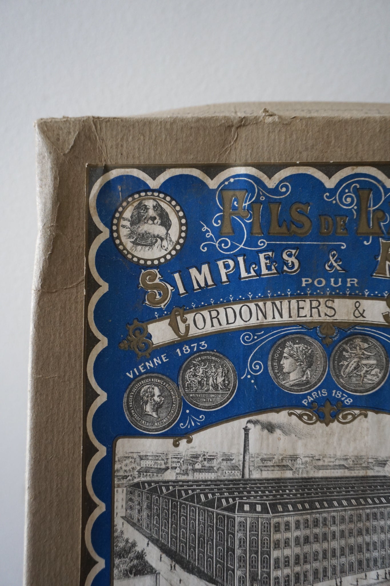 Antique French 'Files de Lin' Cardboard Box