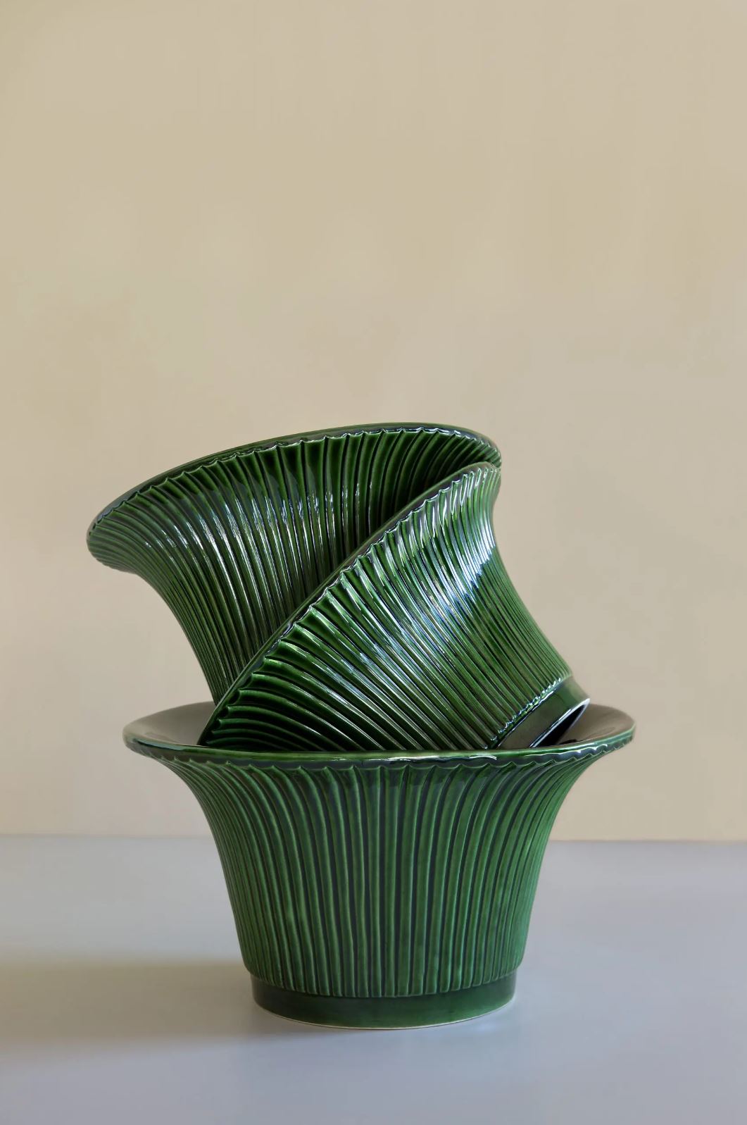 Bergs Potter 'Daisy' Pot - Emerald Green Glaze