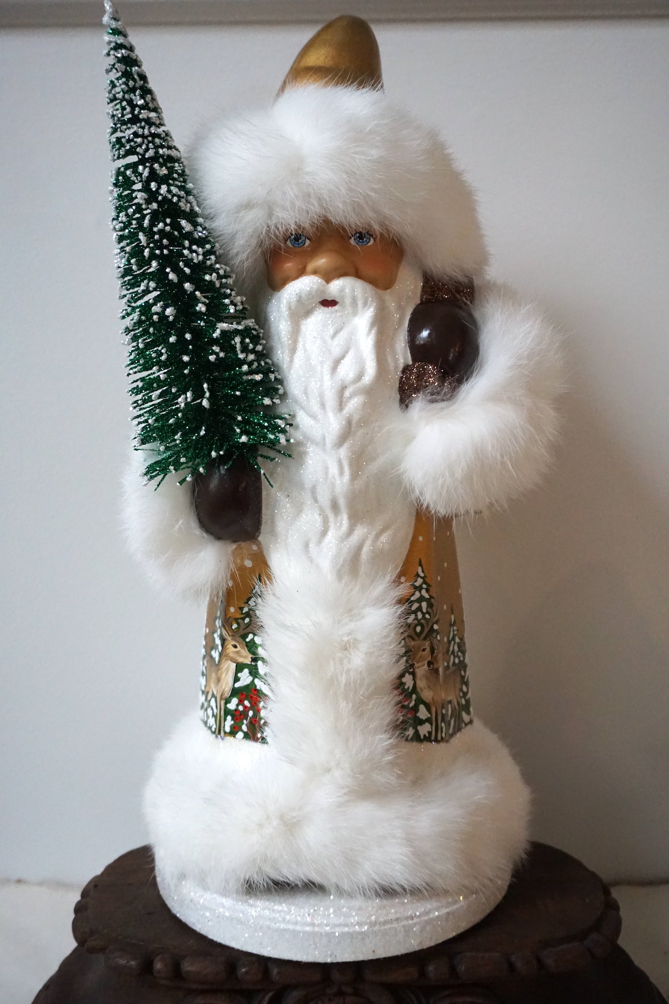 Extra-Large Handmade German Santa - Gold with Woodland Scene