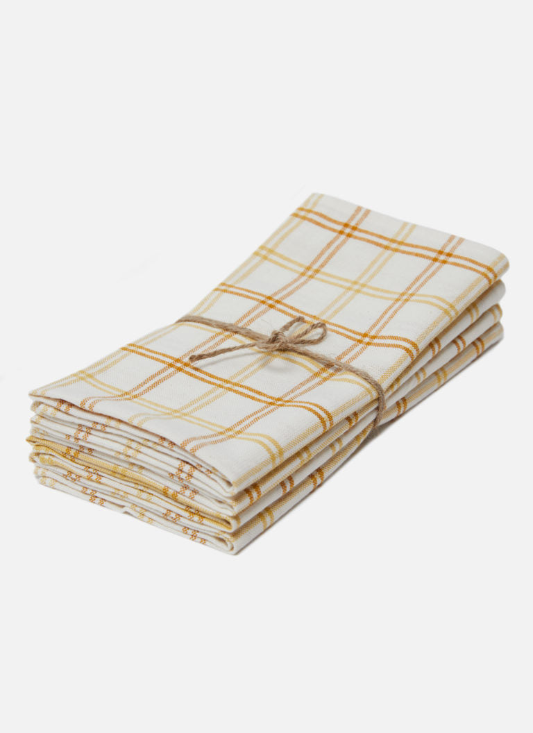 Heather Taylor Home 'Mayfair Plaid - Goldenrod' Linen Napkins Set of 4