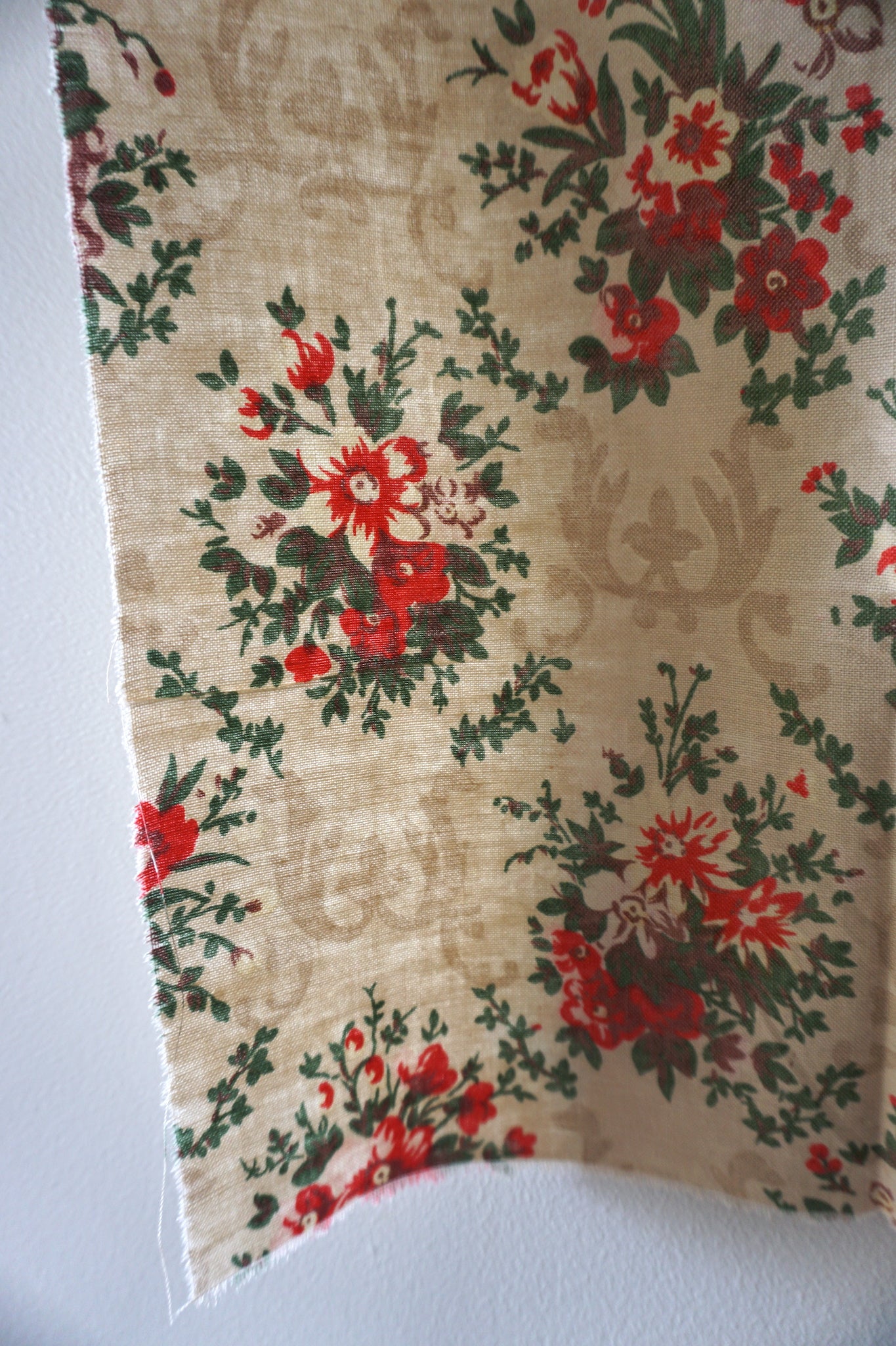 Vintage Printed French Floral Fabric 50x50cm